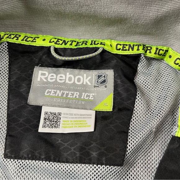 Reebok Chicago Blackhawks Hockey NHL Black Full Zip Kinetic Fit Jacket Size: XL - Picture 13 of 16
